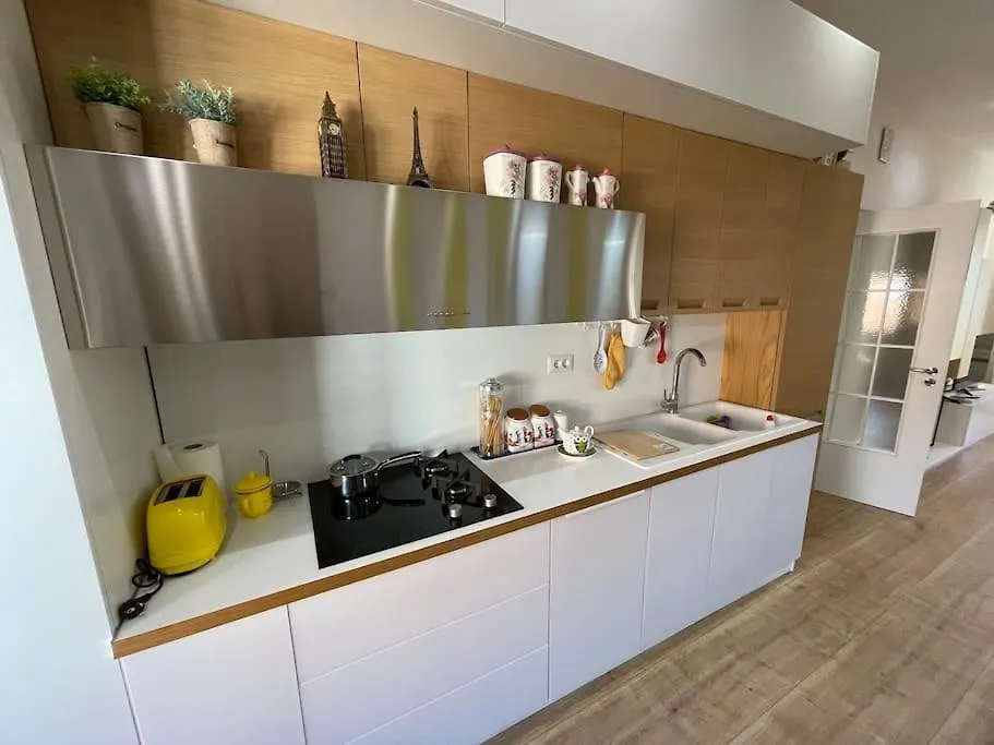 Sun Apartment In The Heart Of Tirana Albania